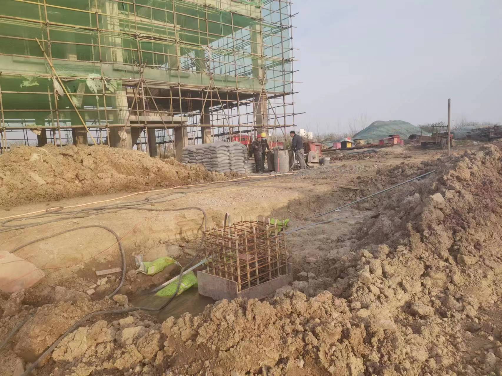 海伦当桥梁出现裂缝的时候应该及时加固修补